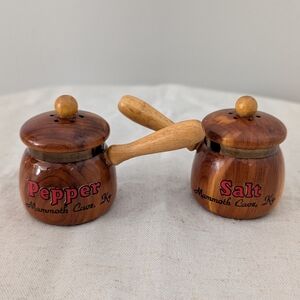 Vintage Wood Salt & Pepper Shakers From Mammoth Cave Kentucky Pot Shaped Brown